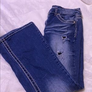 Flattering cowgirl jeans